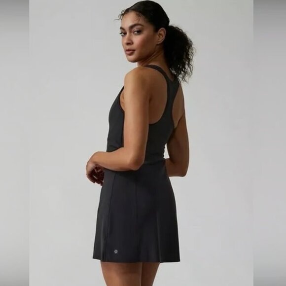 ATHLETA Om My Way Racerback Athletic Dress in Black, size M - Picture 11 of 11